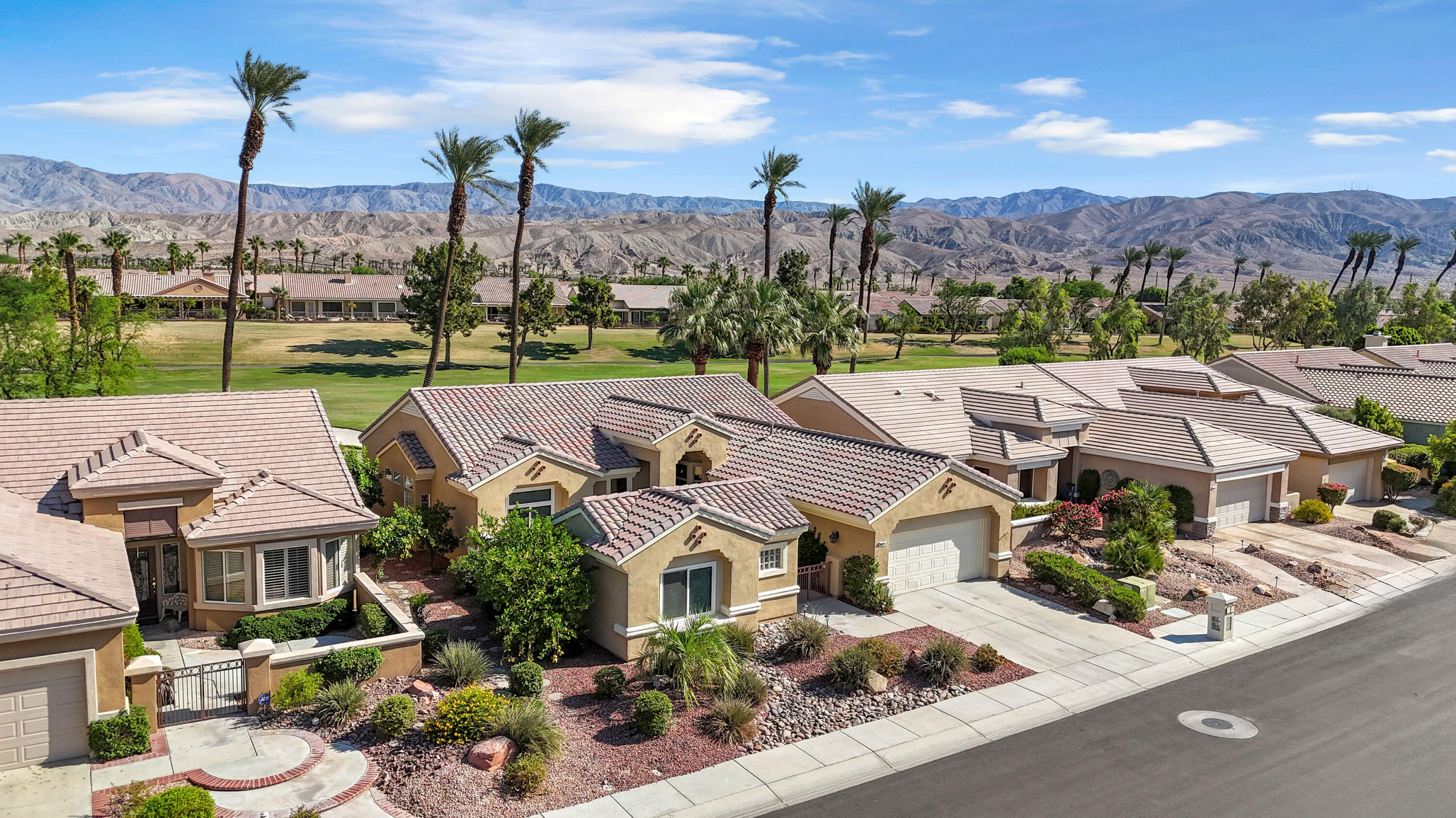 Palm Desert, California, 92211, United States, 3 Bedrooms Bedrooms, ,2 BathroomsBathrooms,Residential,For Sale,1948543