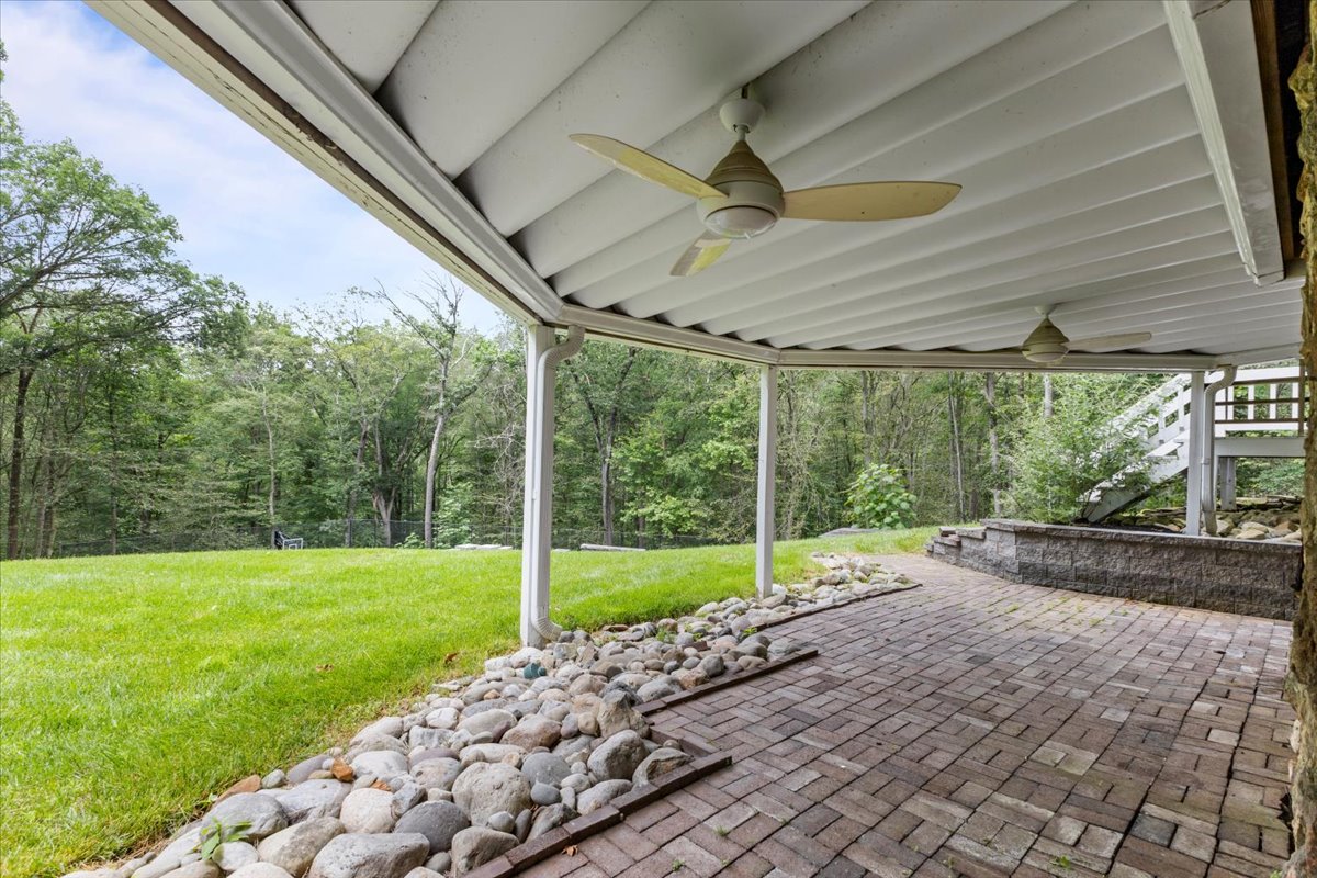 Bernardsville, New Jersey, 07924, United States, 5 Bedrooms Bedrooms, ,6 BathroomsBathrooms,Residential,For Sale,1981424