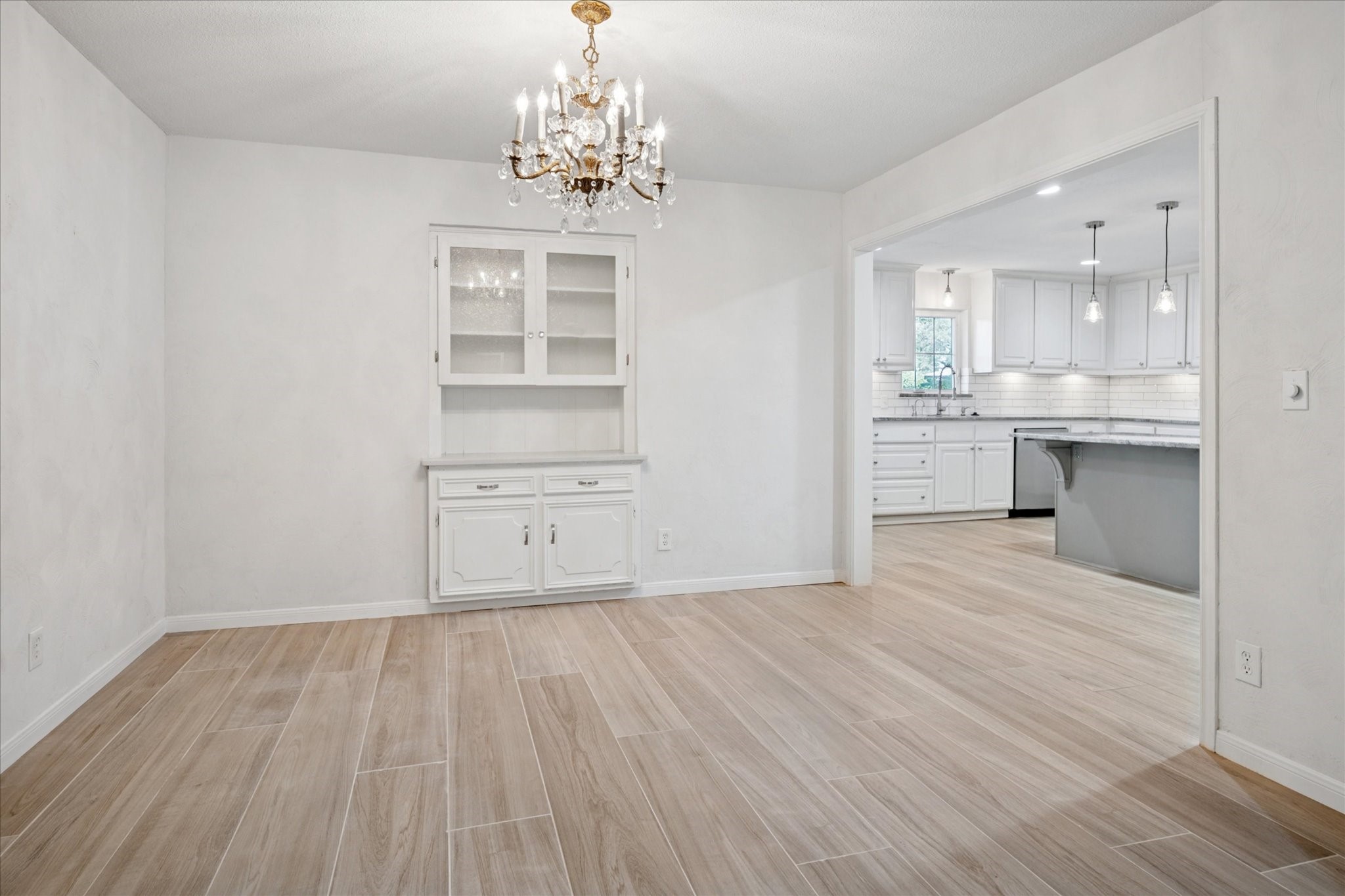 Plano, Texas, 75075, United States, 4 Bedrooms Bedrooms, ,3 BathroomsBathrooms,Residential,For Sale,1911874