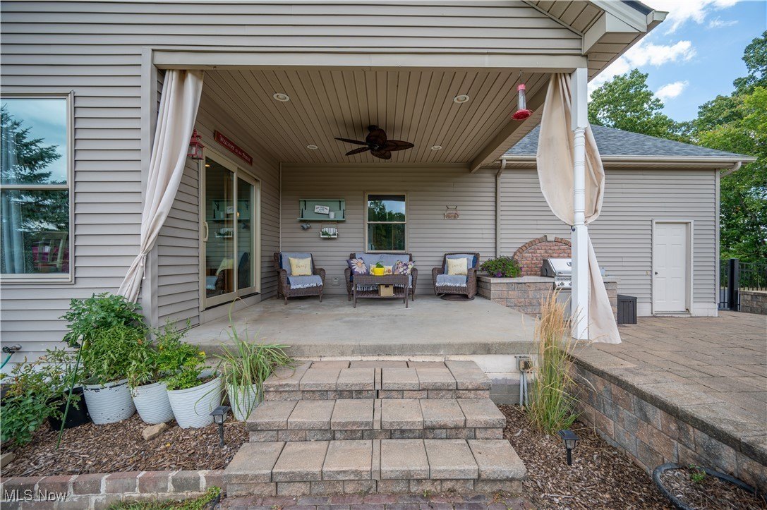 New Waterford, Ohio, 44445, United States, 4 Bedrooms Bedrooms, ,4 BathroomsBathrooms,Residential,For Sale,1931014