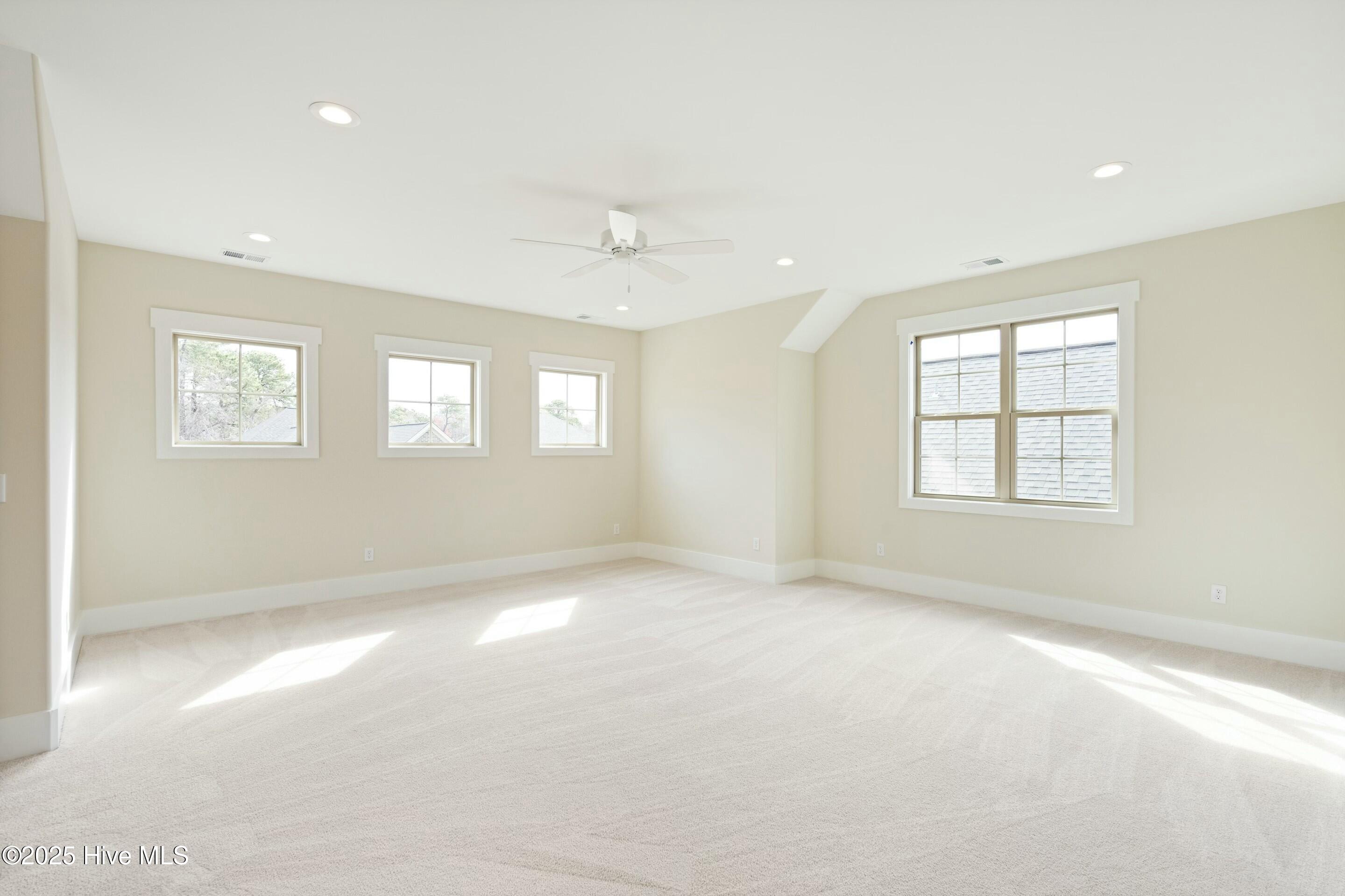 Wilmington, North Carolina, 28412, United States, 3 Bedrooms Bedrooms, ,4 BathroomsBathrooms,Residential,For Sale,1700106