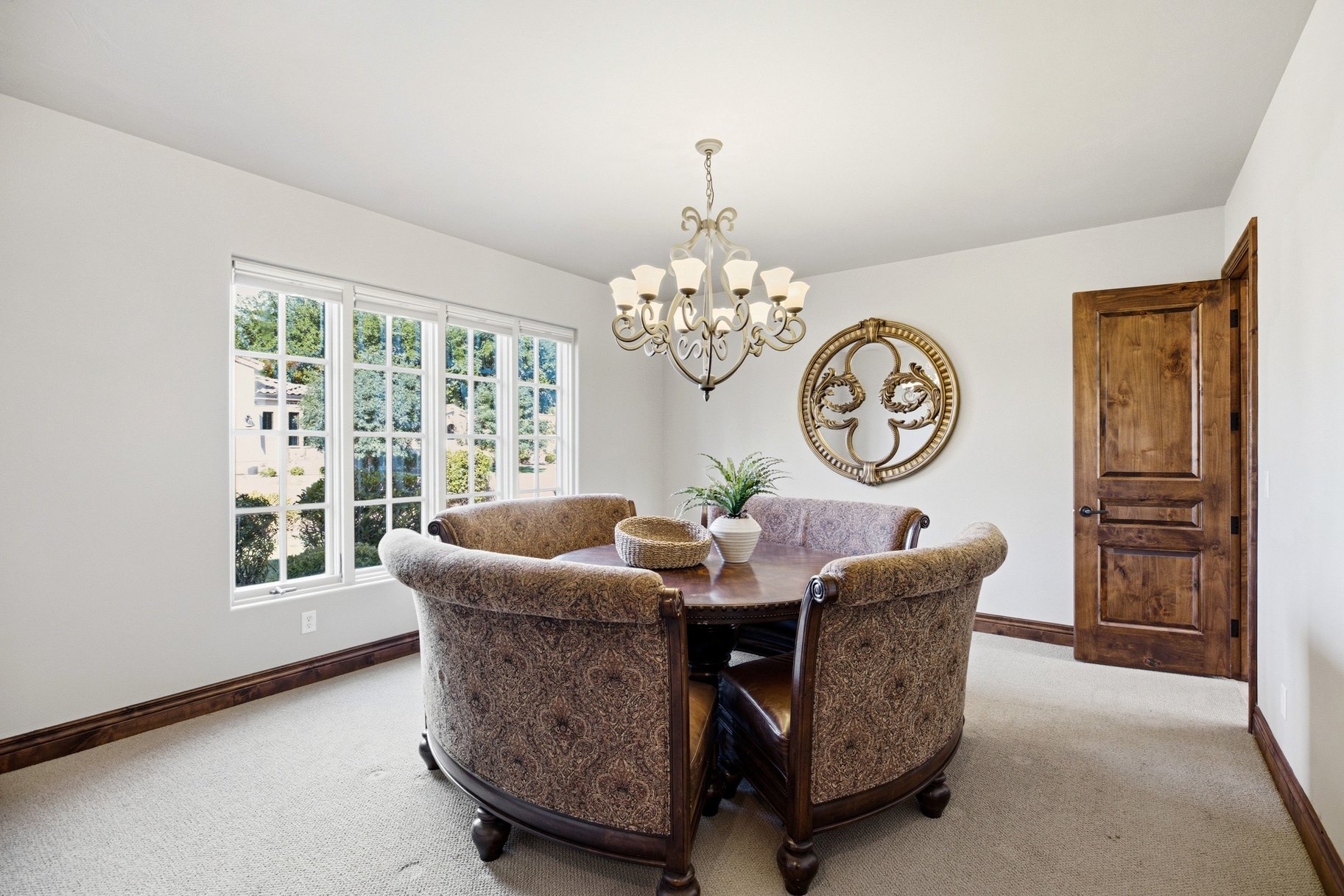  French Country Estate, Tucked Within an Exclusive Luxury Gated Community - 物件實景