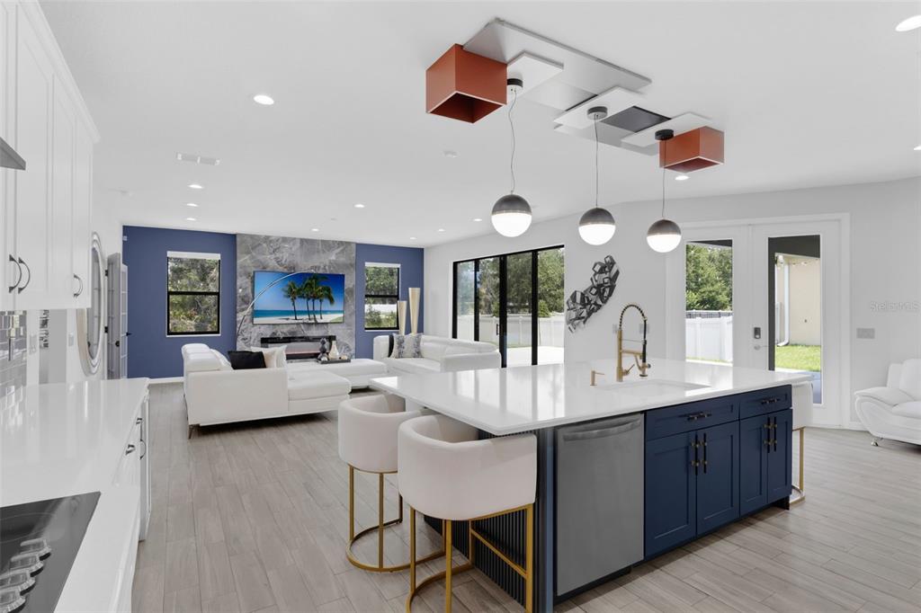 Lakeland, Florida, 33813, United States, 4 Bedrooms Bedrooms, ,3 BathroomsBathrooms,Residential,For Sale,1828296