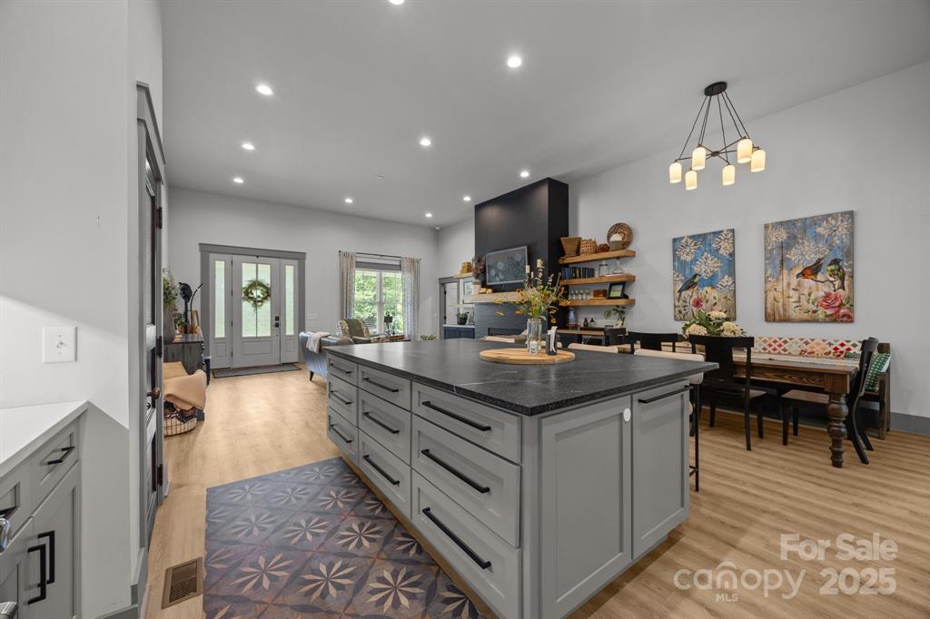 Bostic, North Carolina, 28018, United States, 3 Bedrooms Bedrooms, ,3 BathroomsBathrooms,Residential,For Sale,1875205