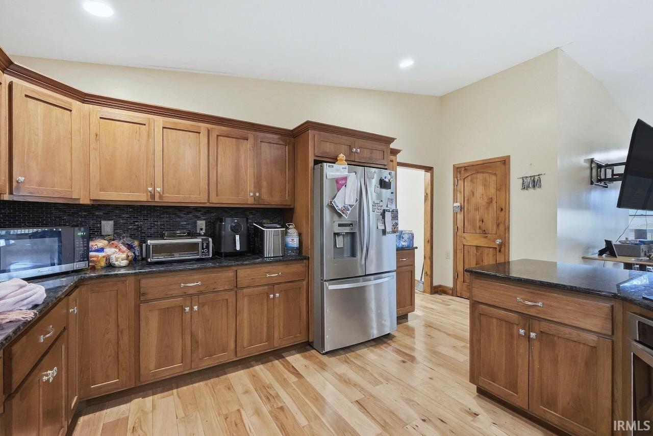 Albany, Indiana, 47320, United States, 4 Bedrooms Bedrooms, ,4 BathroomsBathrooms,Residential,For Sale,1997492