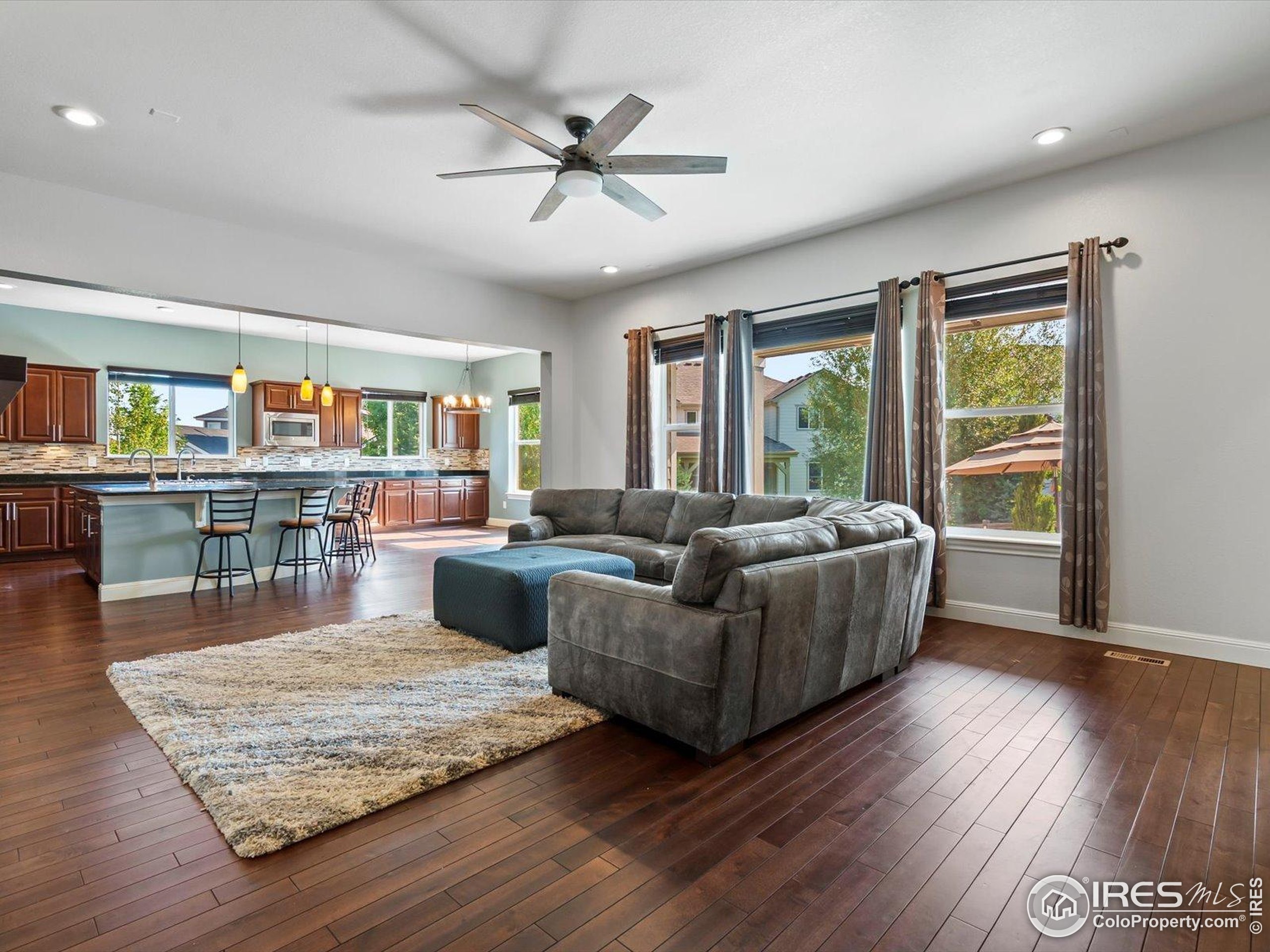 Arvada, Colorado, 80007, United States, 4 Bedrooms Bedrooms, ,3 BathroomsBathrooms,Residential,For Sale,1917292