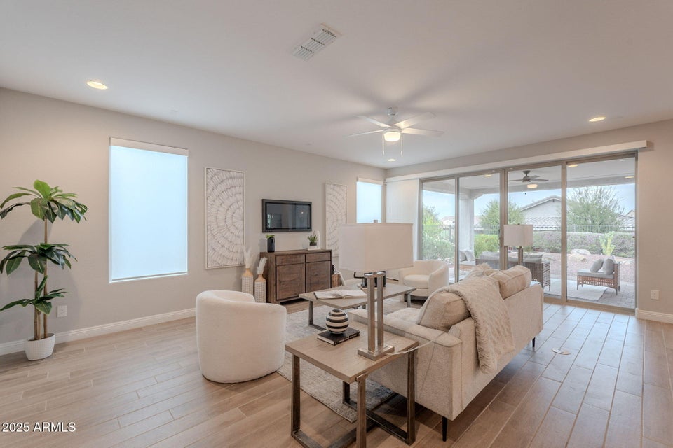 Buckeye, Arizona, 85396, United States, 2 Bedrooms Bedrooms, ,Residential,For Sale,1981579