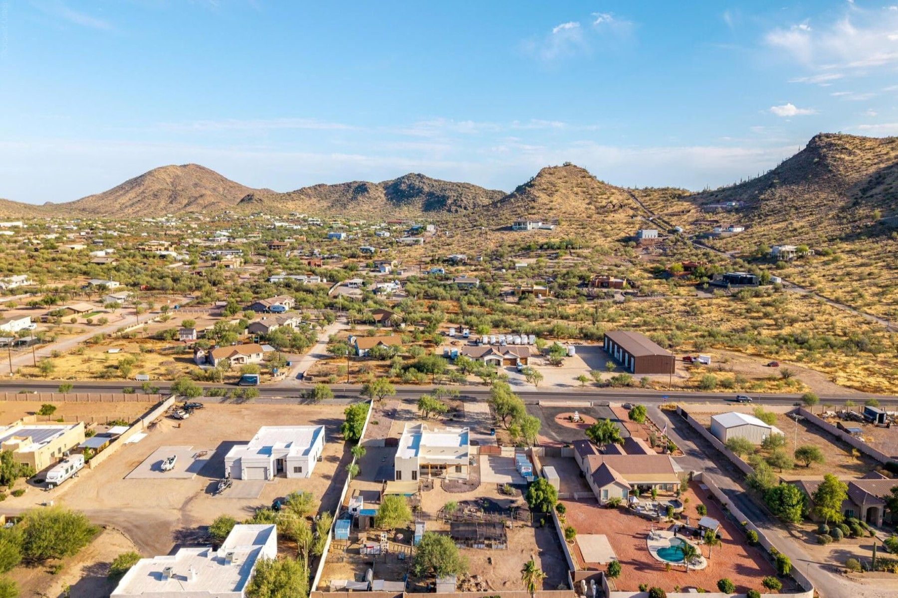  1120 E Circle Mountain Road  New River, AZ - 物件實景