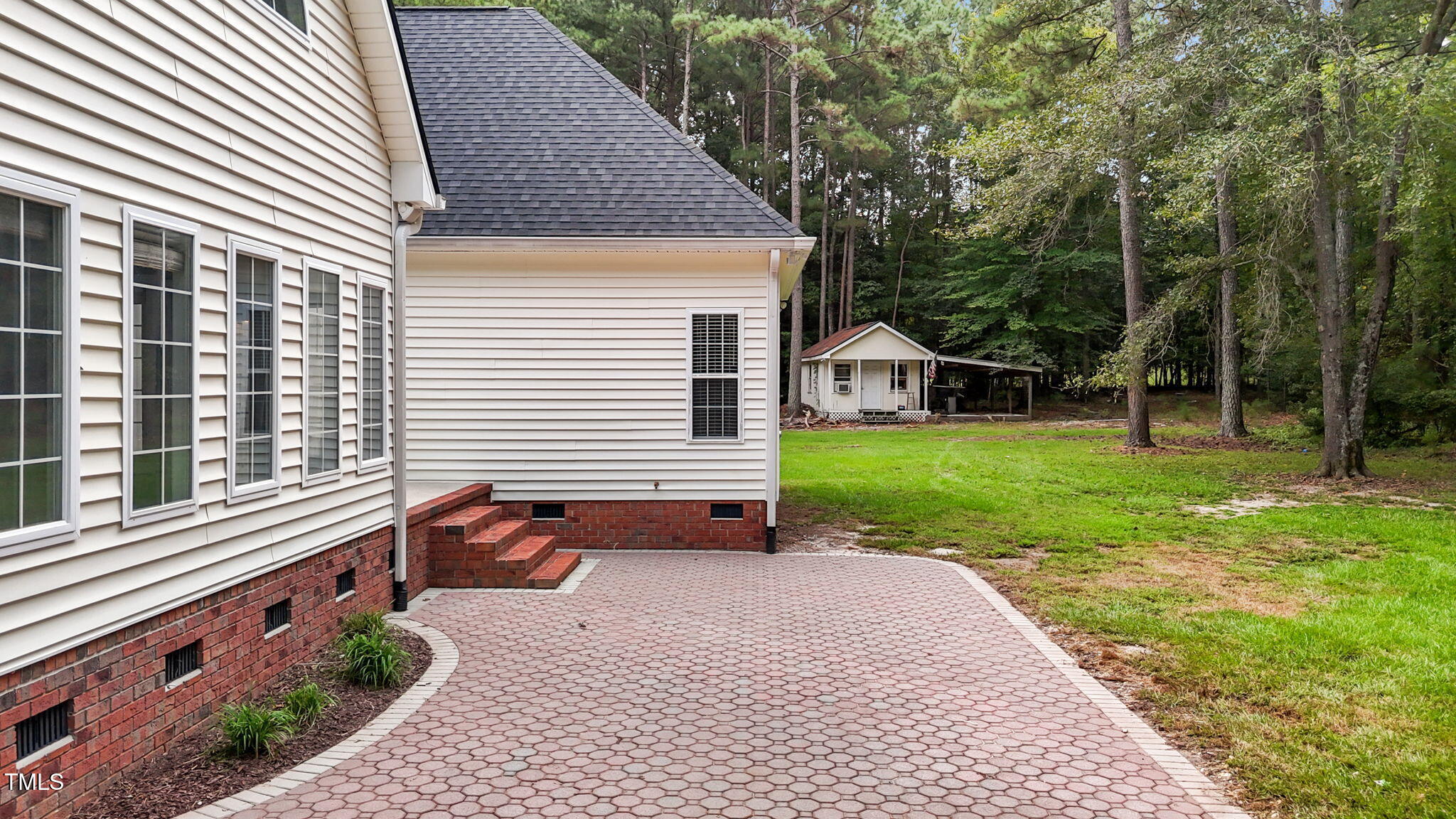 Smithfield, North Carolina, 27577, United States, 3 Bedrooms Bedrooms, ,4 BathroomsBathrooms,Residential,For Sale,1933670