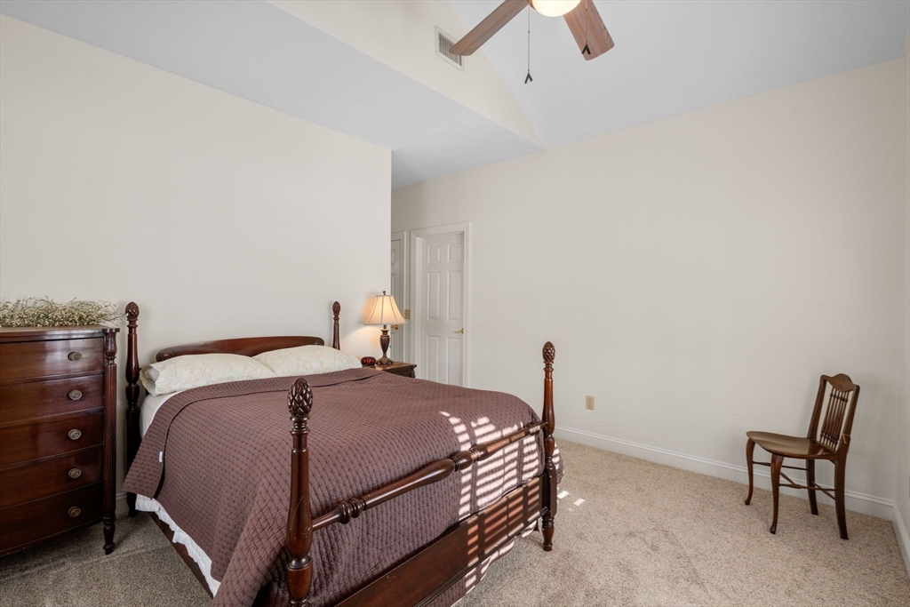 Uxbridge, Massachusetts, 01569, United States, 2 Bedrooms Bedrooms, ,2 BathroomsBathrooms,Residential,For Sale,2006333