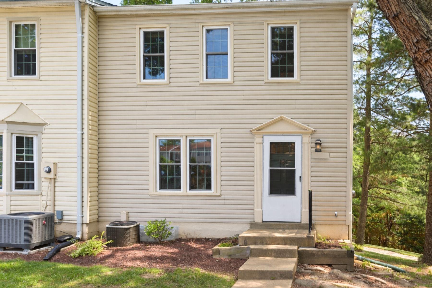  6439 Birch Leaf Court, Burke, VA, 22015 - 物件實景