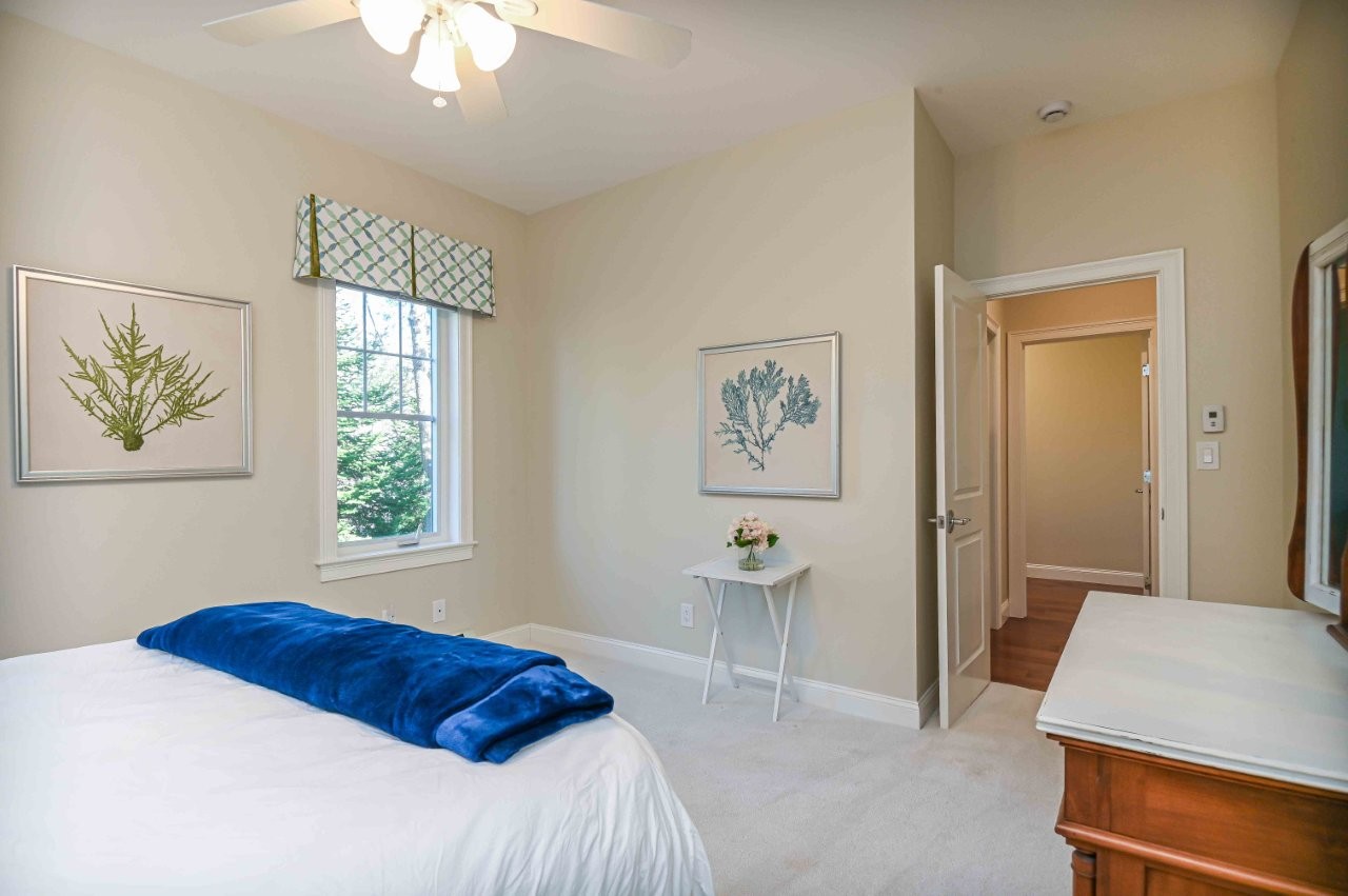 Ogunquit, Maine, 03907, United States, 13 Bedrooms Bedrooms, ,3 BathroomsBathrooms,Residential,For Sale,1777971