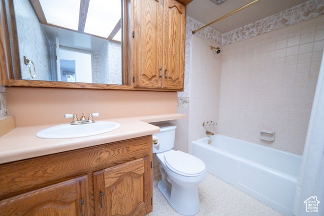 Cottonwood Heights, Utah, 84121, United States, 4 Bedrooms Bedrooms, ,1 BathroomBathrooms,Residential,For Sale,1975513