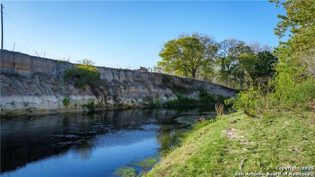 Kingsbury, Texas, 78638, United States, ,3 BathroomsBathrooms,Residential,For Sale,2005147