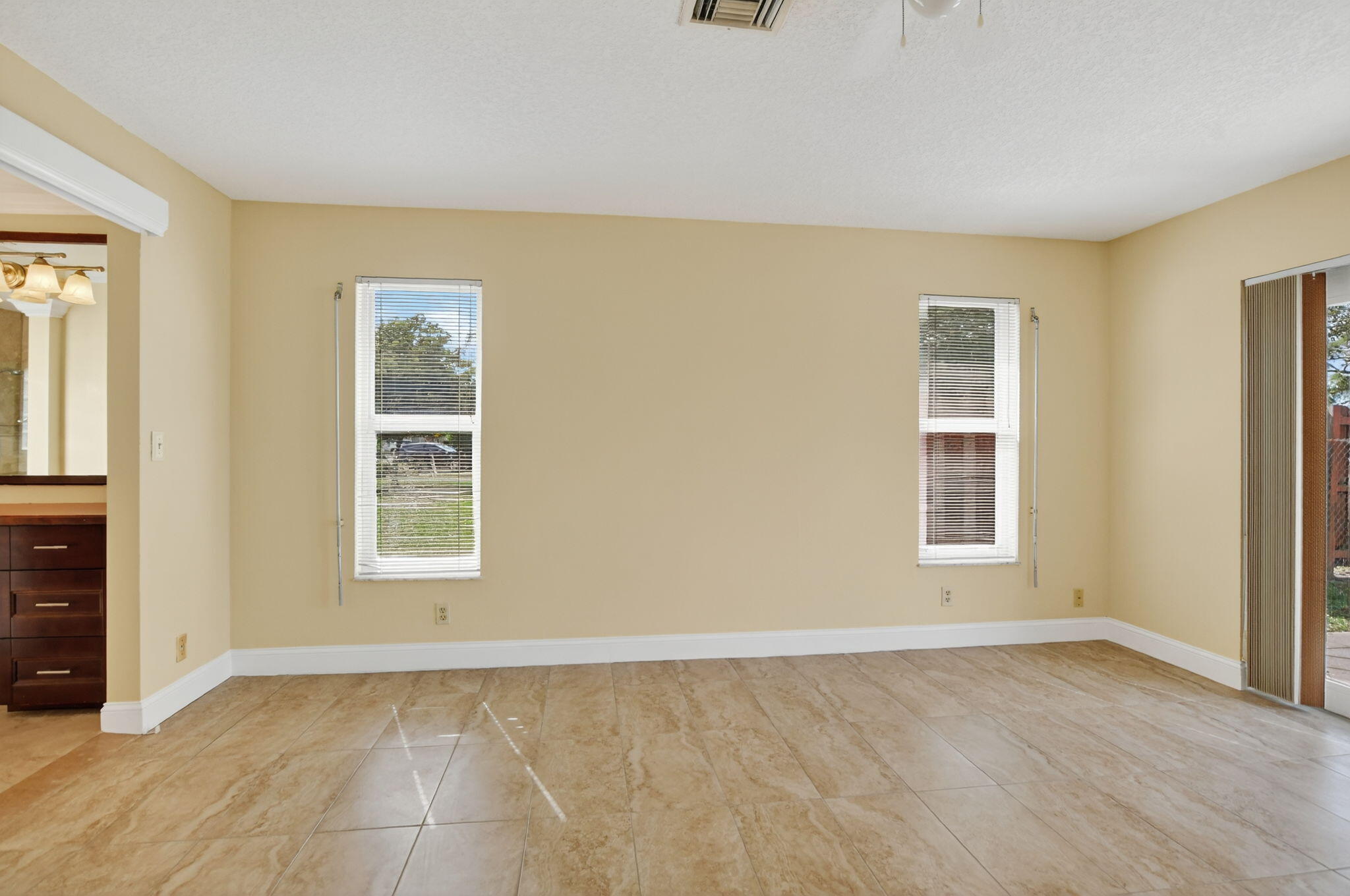 Deerfield Beach, Florida, 33442, United States, 3 Bedrooms Bedrooms, ,2 BathroomsBathrooms,Residential,For Sale,1989496