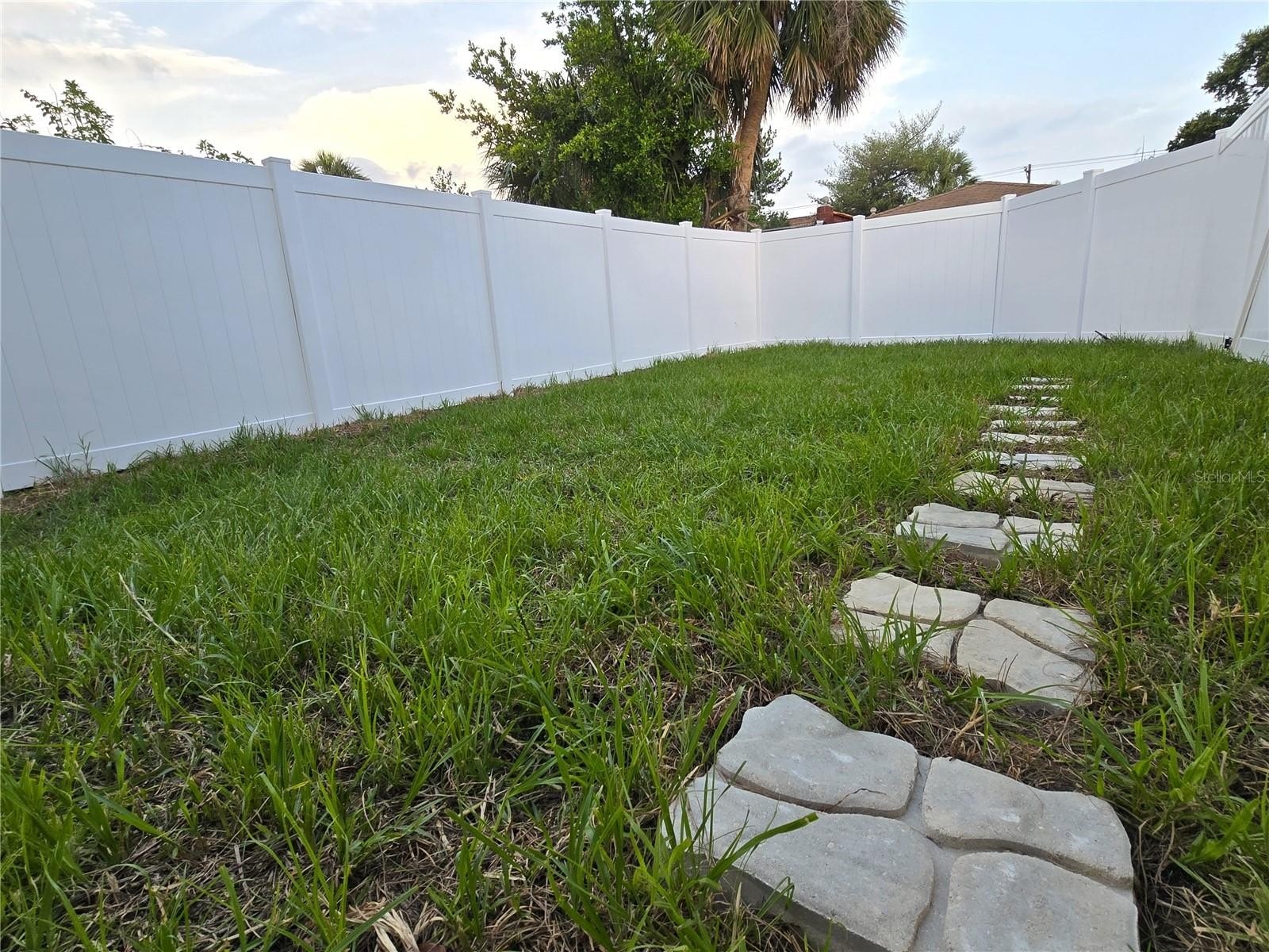 TAMPA, Florida, 33607, United States, 5 Bedrooms Bedrooms, ,3 BathroomsBathrooms,Residential,For Sale,1976051