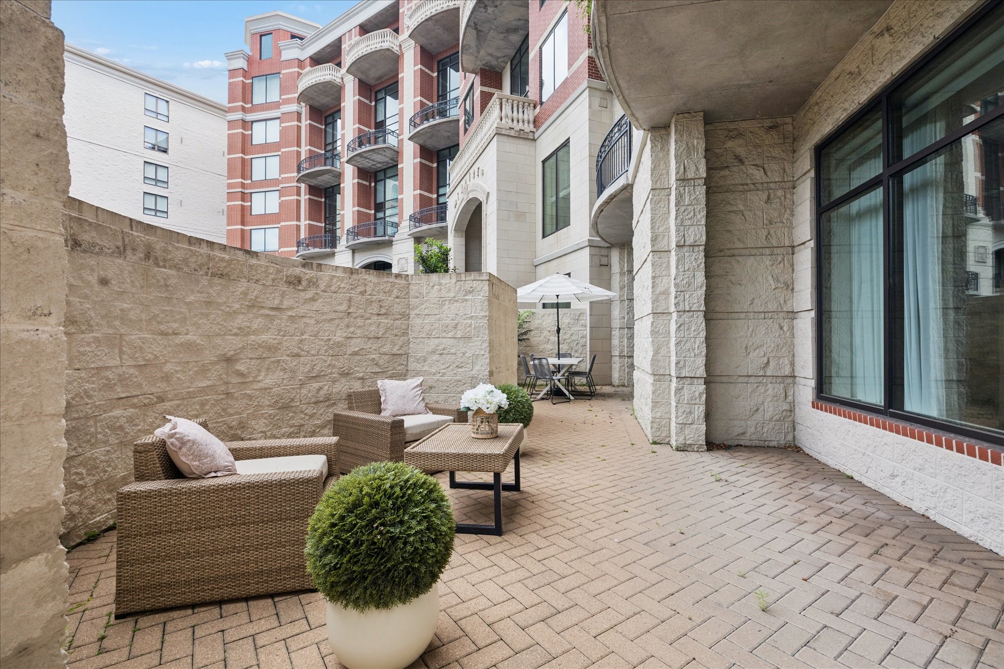  5005 Hidalgo Street #210 - 物件實景