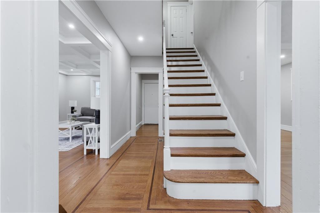 Providence, Rhode Island, 02906, United States, 3 Bedrooms Bedrooms, ,2 BathroomsBathrooms,Residential,For Sale,2037418