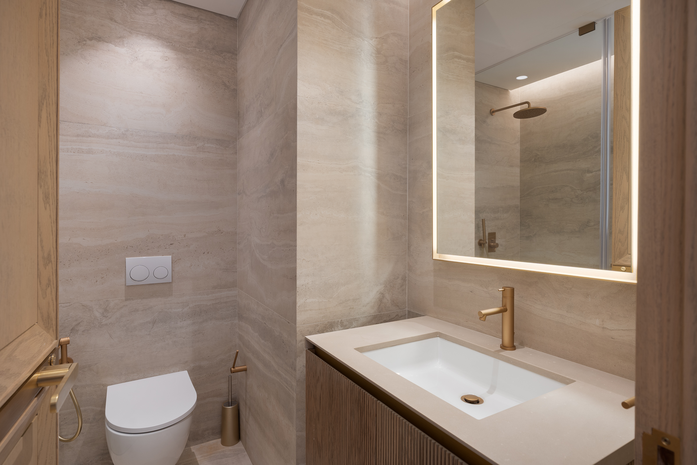  Ready-to-Move Lakefront Villa in Jumeirah Islands - 物件實景