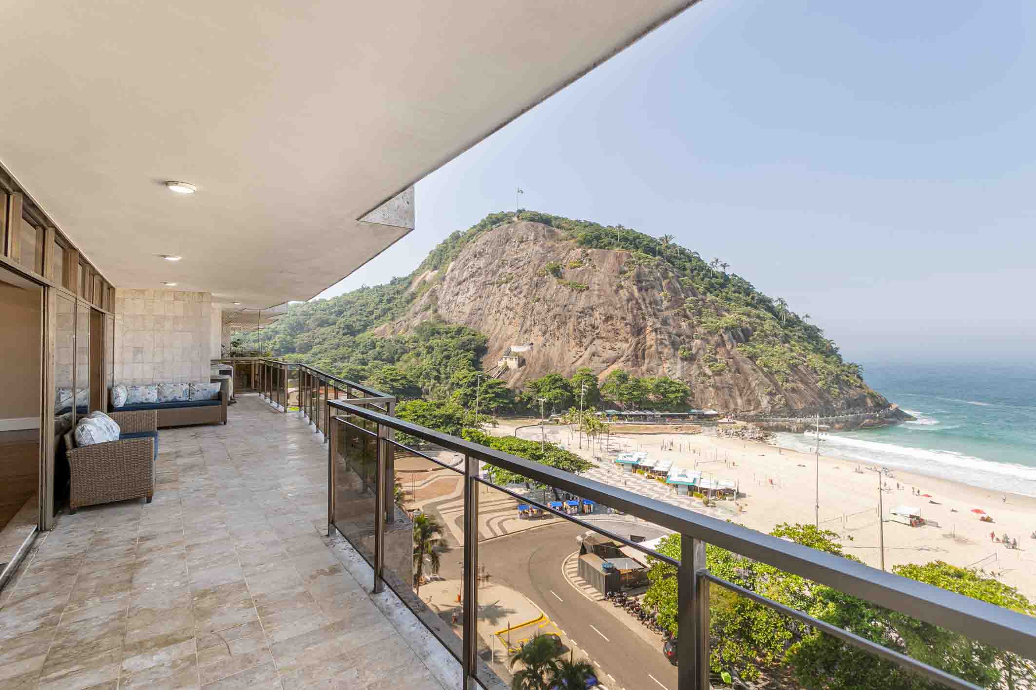  Landmark oceanfront apartment in one of Leme’s most established buildings - 物件實景