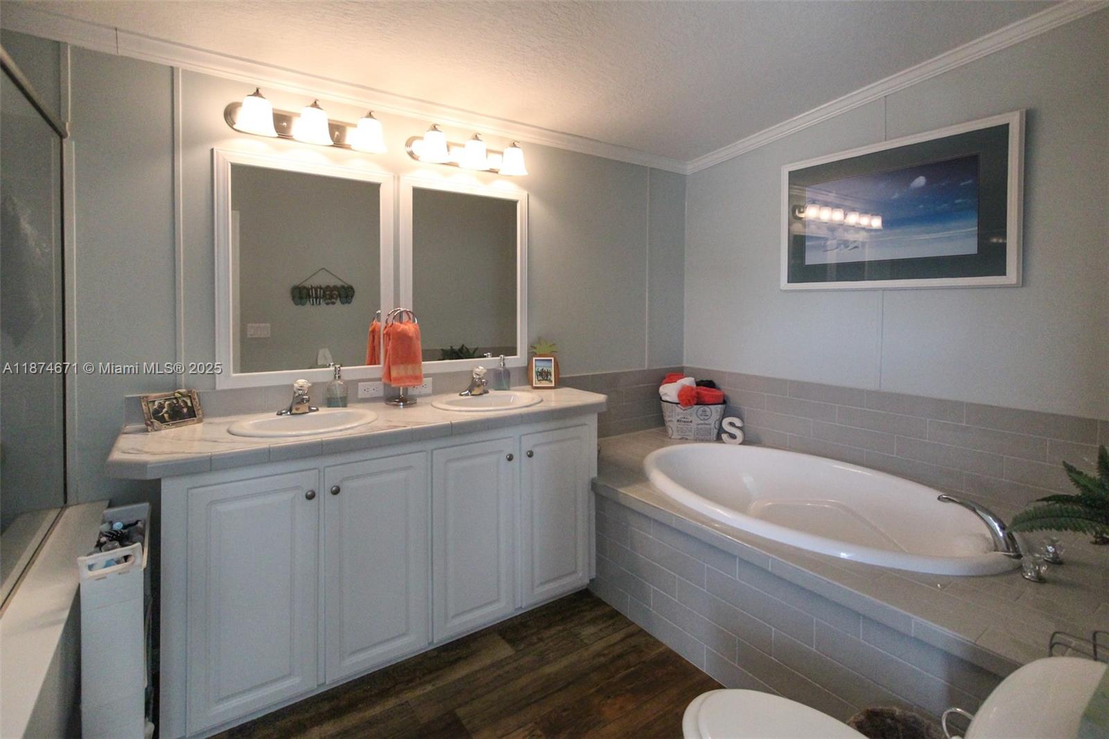 Tavernier, Florida, 33070, United States, 2 Bedrooms Bedrooms, ,2 BathroomsBathrooms,Residential,For Sale,1941688