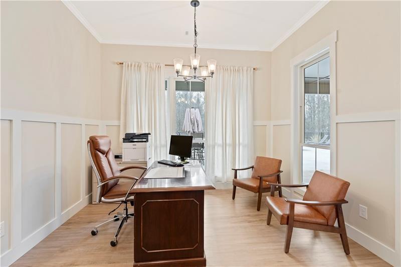 Carrollton, Georgia, 30116, United States, 5 Bedrooms Bedrooms, ,4 BathroomsBathrooms,Residential,For Sale,1998185