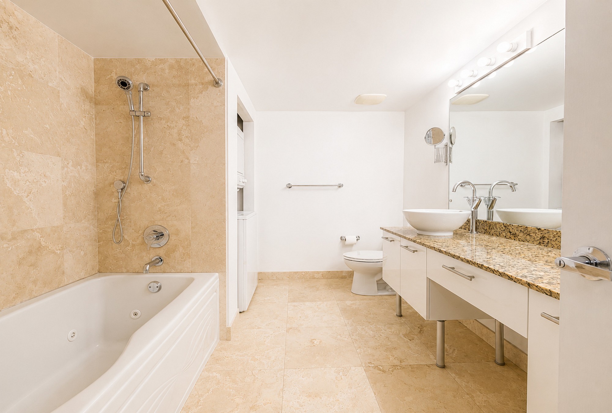  41 SE 5th St, Miami, FL, 33131 - 物件實景