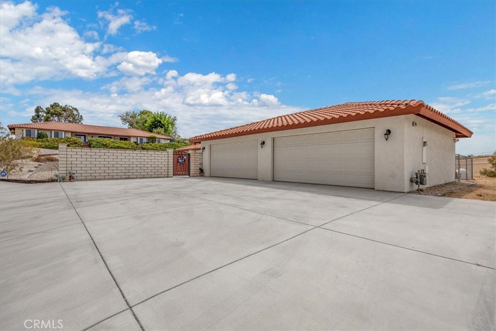 Hesperia, California, 92345, United States, ,Residential,For Sale,1942846