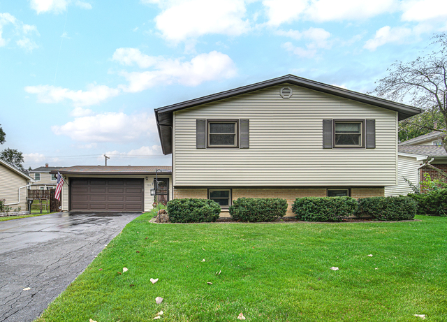 Northway Dr, Hanover Park, IL 60133 #1