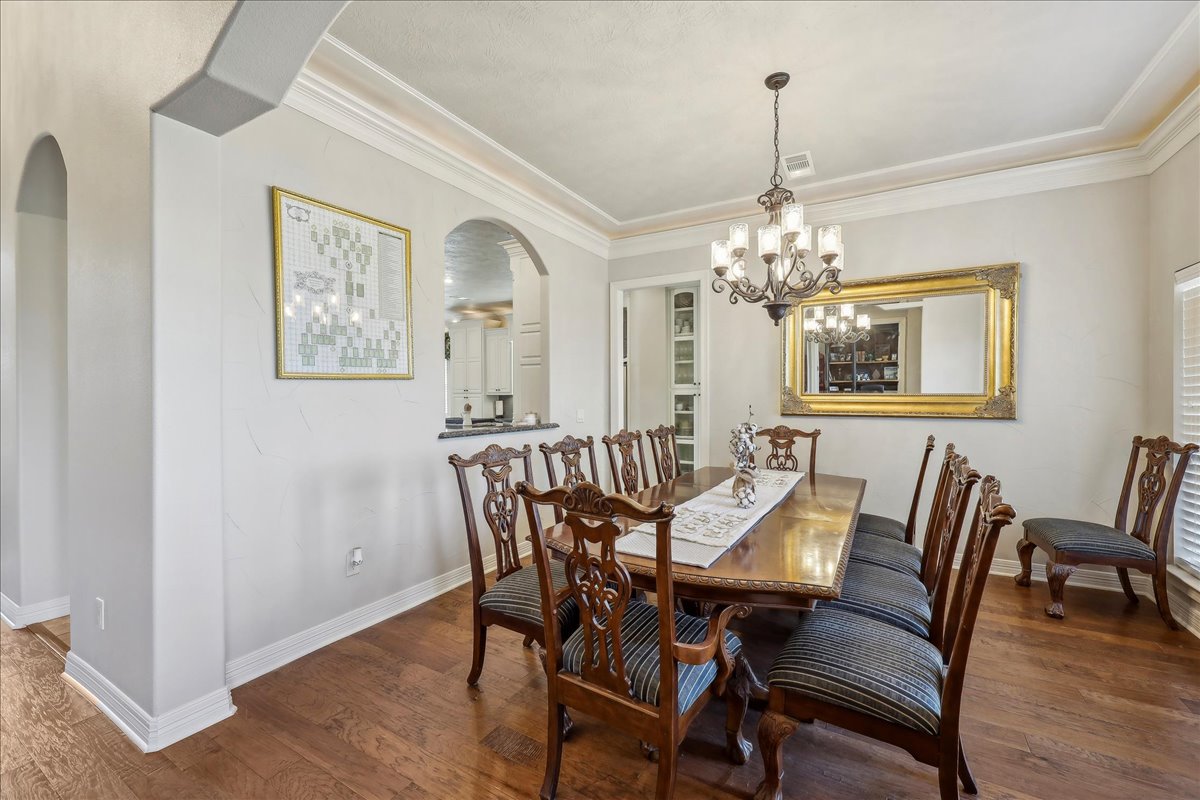 Lumberton, Texas, 77657, United States, 5 Bedrooms Bedrooms, ,4 BathroomsBathrooms,Residential,For Sale,1941970