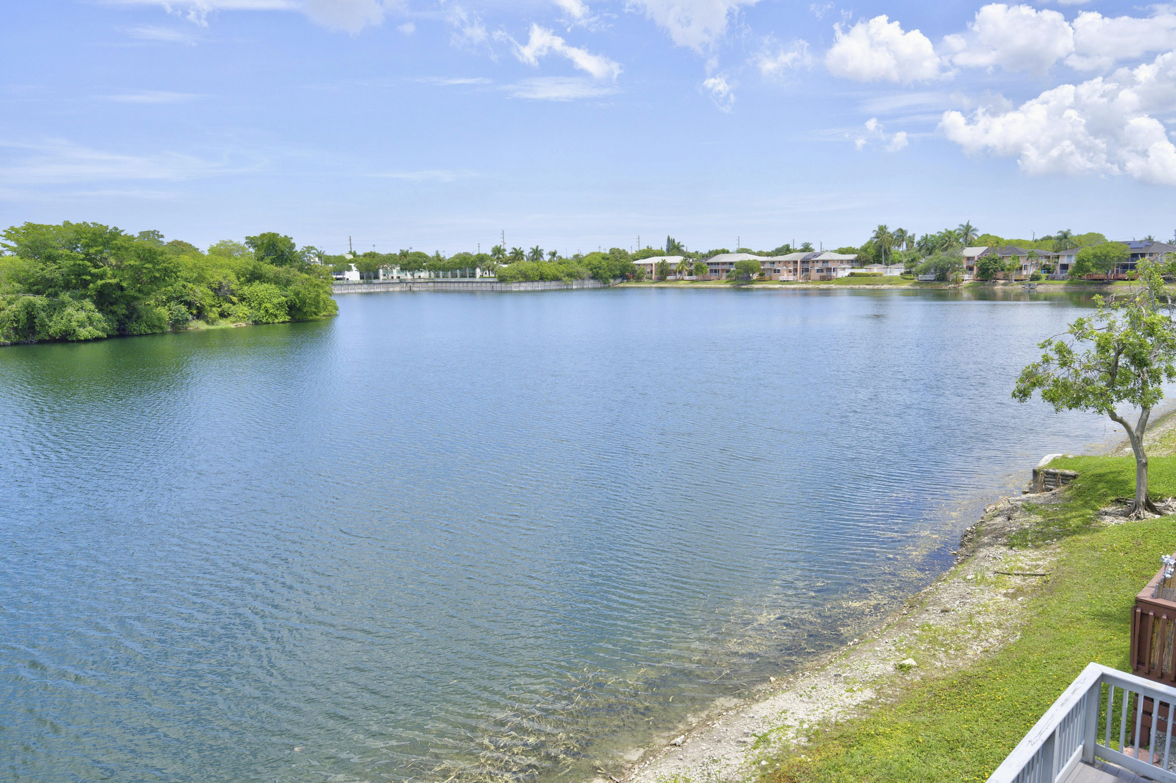  3291 NW 44th Street, Oakland Park, FL, 33309 - 物件實景