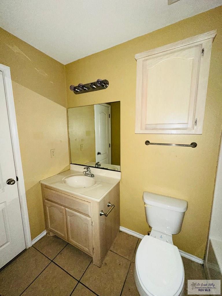Harlingen, Texas, 78550, United States, 8 Bedrooms Bedrooms, ,12 BathroomsBathrooms,Residential,For Sale,1949090