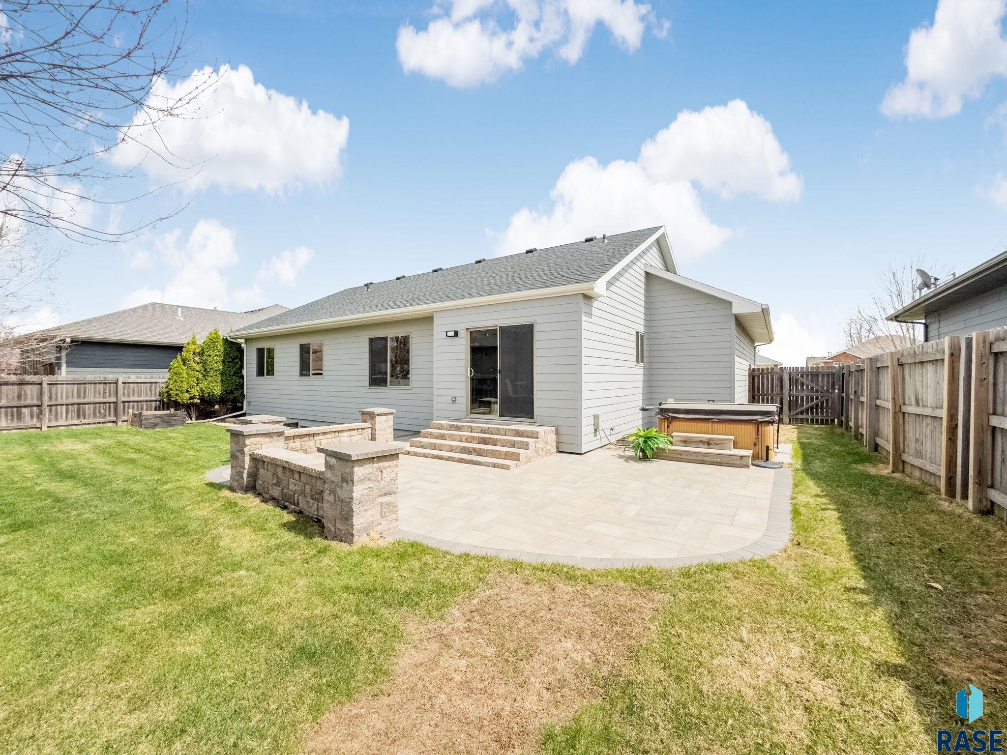 Sioux Falls, South Dakota, 57108, United States, 4 Bedrooms Bedrooms, ,2 BathroomsBathrooms,Residential,For Sale,1926720