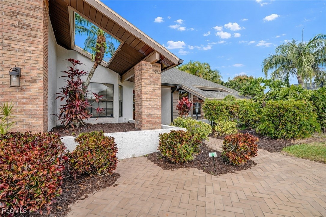 Fort Myers, Florida, 33919, United States, 4 Bedrooms Bedrooms, ,3 BathroomsBathrooms,Residential,For Sale,1981564