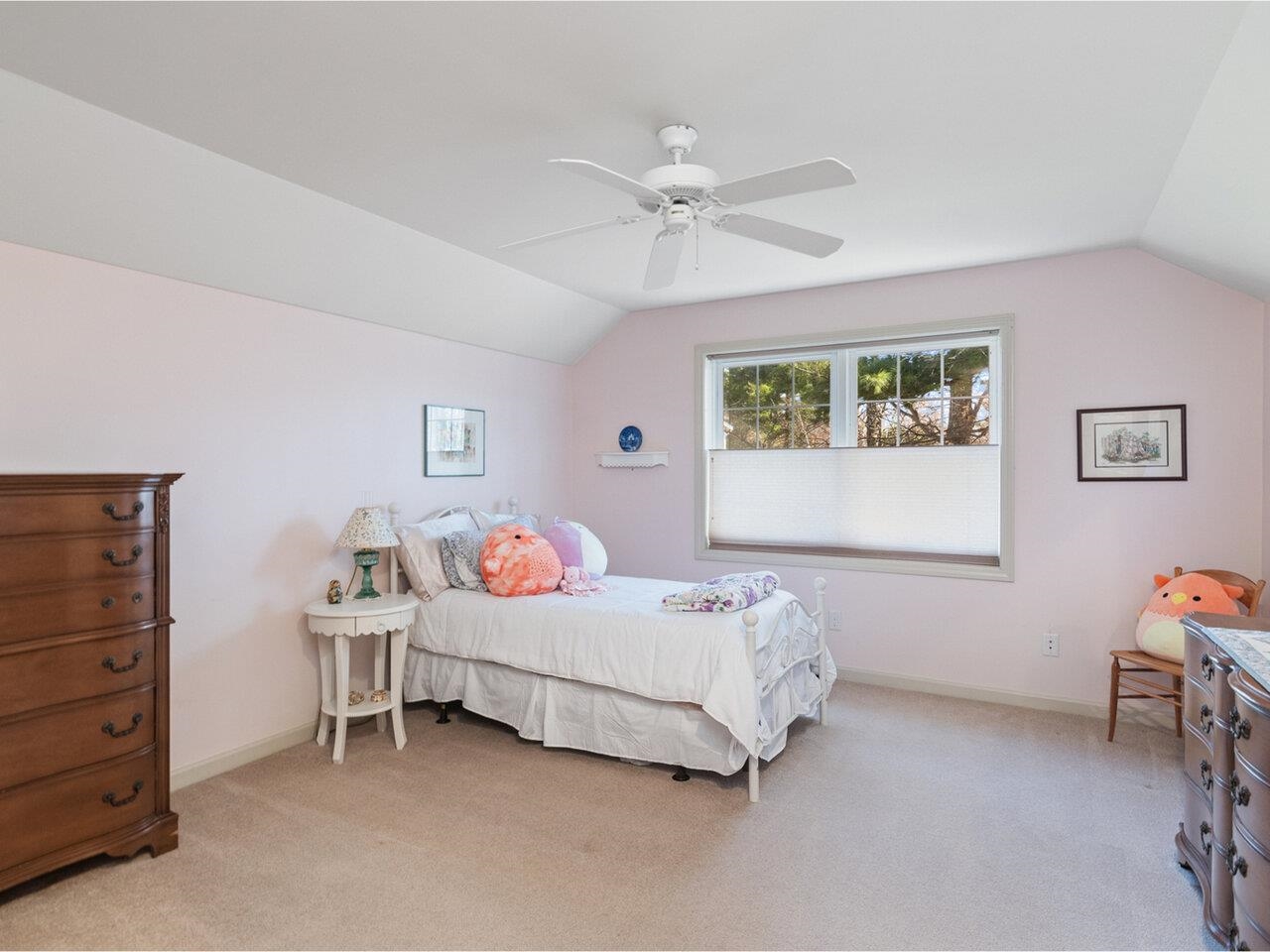 Colchester, Vermont, 05446, United States, 3 Bedrooms Bedrooms, ,3 BathroomsBathrooms,Residential,For Sale,1779357