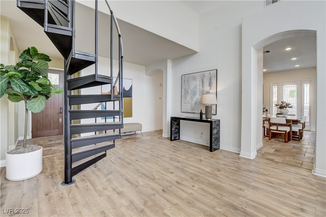 Henderson, Nevada, 89052, United States, 5 Bedrooms Bedrooms, ,4 BathroomsBathrooms,Residential,For Sale,1989374