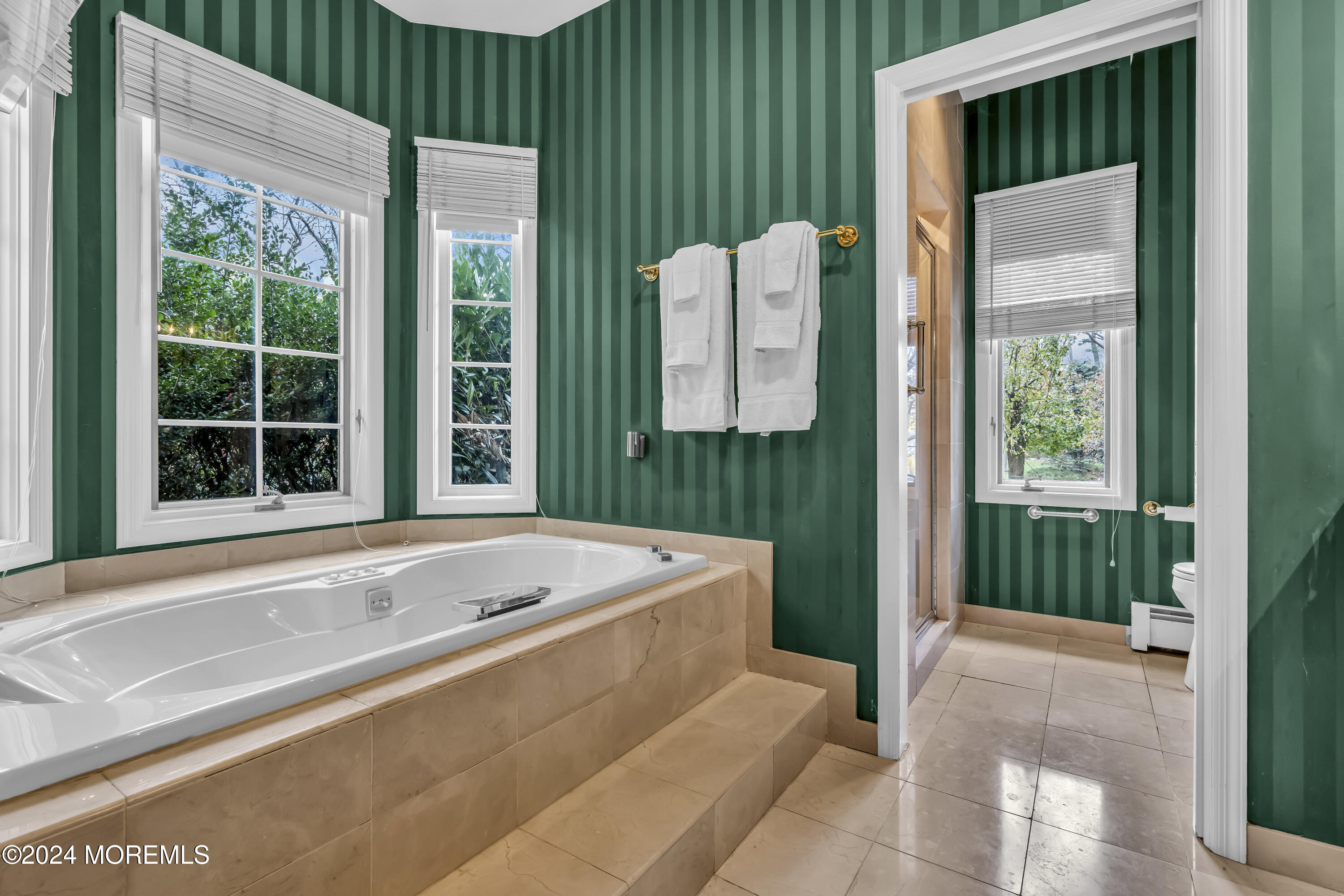 West Allenhurst, New Jersey, 07711, United States, 4 Bedrooms Bedrooms, ,6 BathroomsBathrooms,Residential,For Sale,2003191