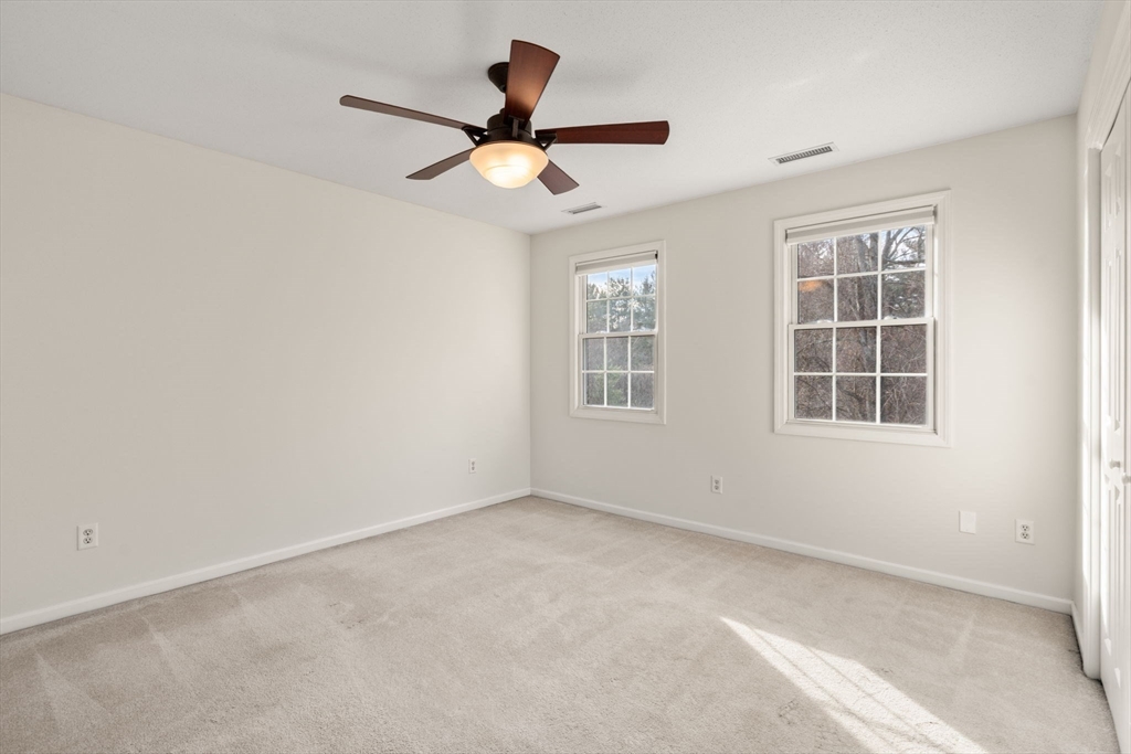 Westfield, Massachusetts, 01085, United States, 4 Bedrooms Bedrooms, ,3 BathroomsBathrooms,Residential,For Sale,1998160