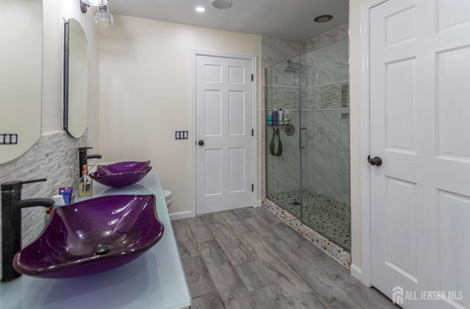 Toms River, New Jersey, 08757, United States, 4 Bedrooms Bedrooms, ,2 BathroomsBathrooms,Residential,For Sale,1982321