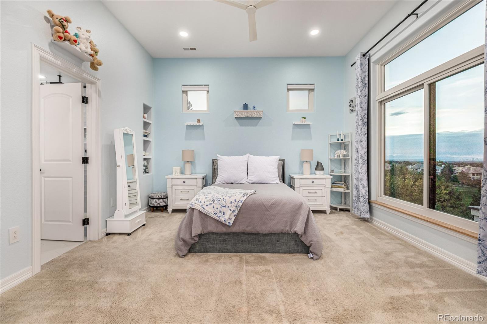 Lone Tree, Colorado, 80124, United States, 6 Bedrooms Bedrooms, ,8 BathroomsBathrooms,Residential,For Sale,1977515