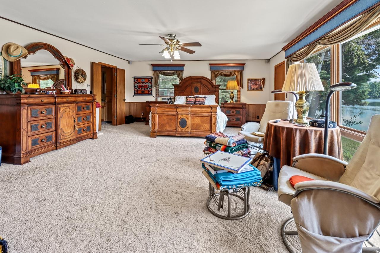 Eagle River, Wisconsin, 54521, United States, 3 Bedrooms Bedrooms, ,2 BathroomsBathrooms,Residential,For Sale,1915623