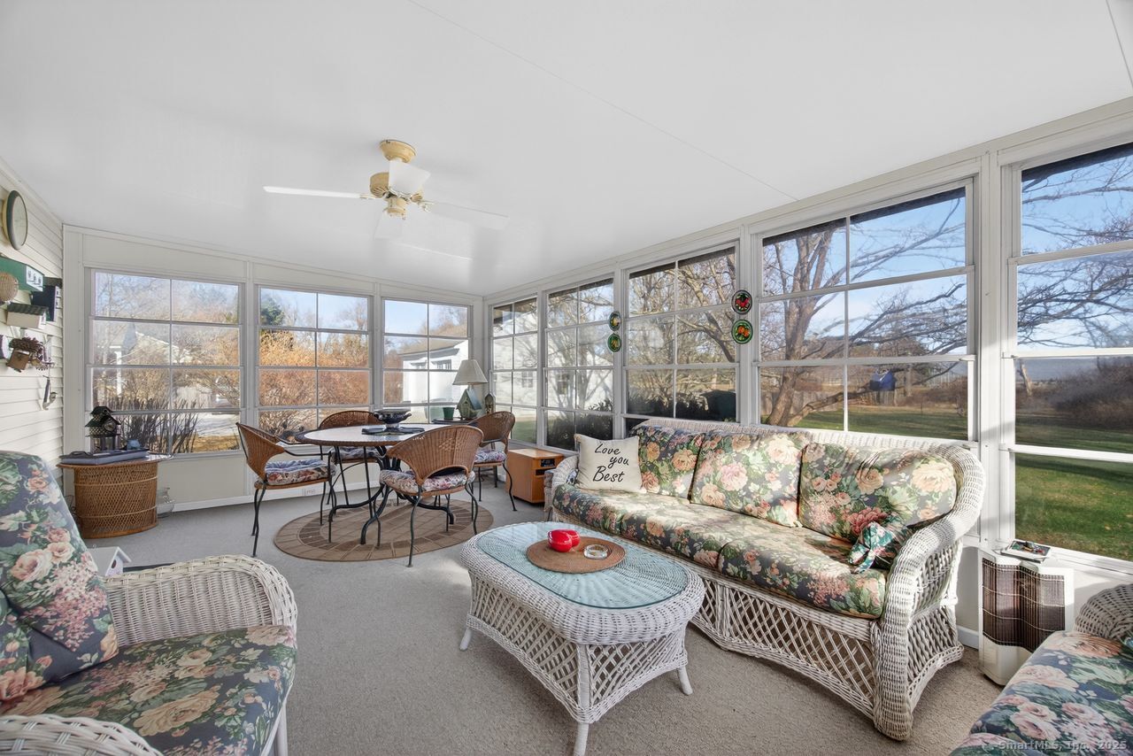 Guilford, Connecticut, 06437, United States, 3 Bedrooms Bedrooms, ,3 BathroomsBathrooms,Residential,For Sale,2003237