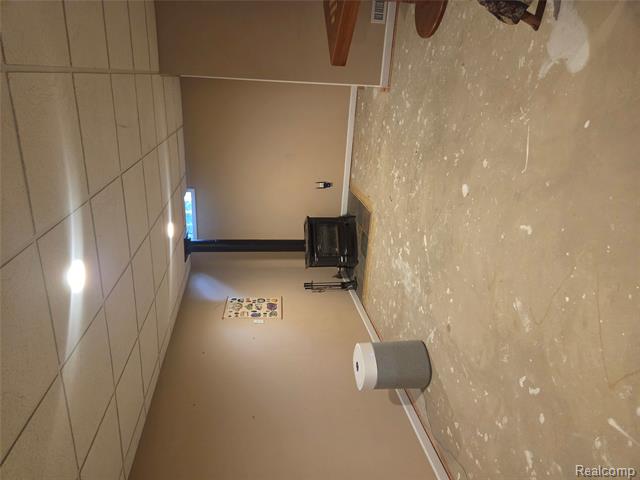 Howell Twp, Michigan, 48843, United States, 4 Bedrooms Bedrooms, ,4 BathroomsBathrooms,Residential,For Sale,2048626