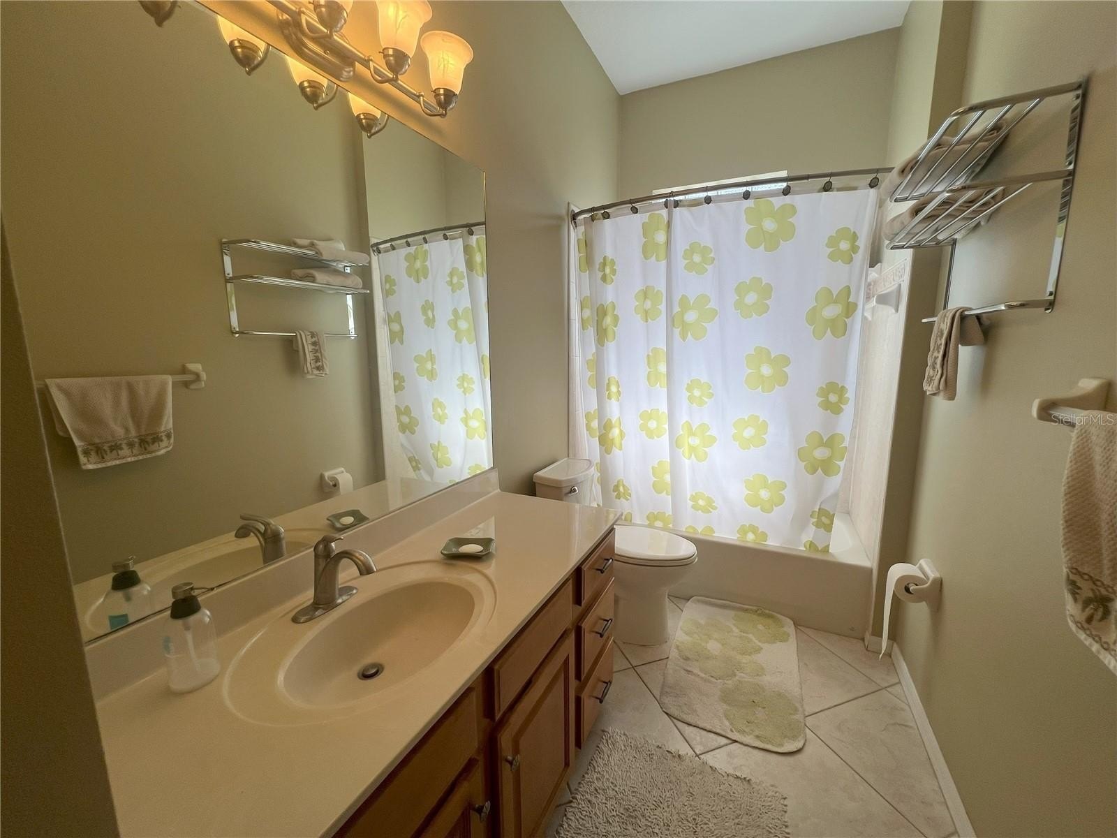 PALM BAY, Florida, 32909, United States, 4 Bedrooms Bedrooms, ,3 BathroomsBathrooms,Residential,For Sale,1978435