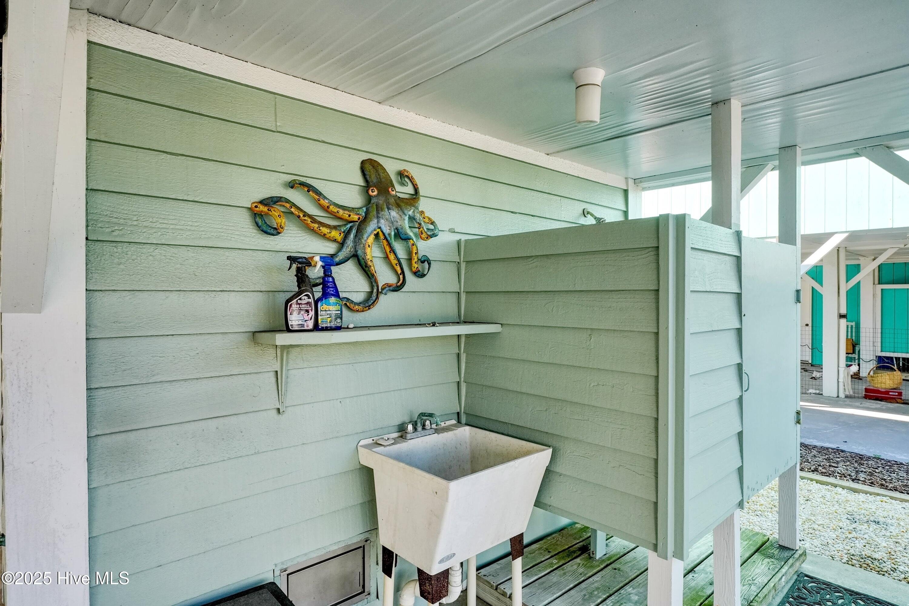 Sunset Beach, North Carolina, 28468, United States, 4 Bedrooms Bedrooms, ,2 BathroomsBathrooms,Residential,For Sale,1935703