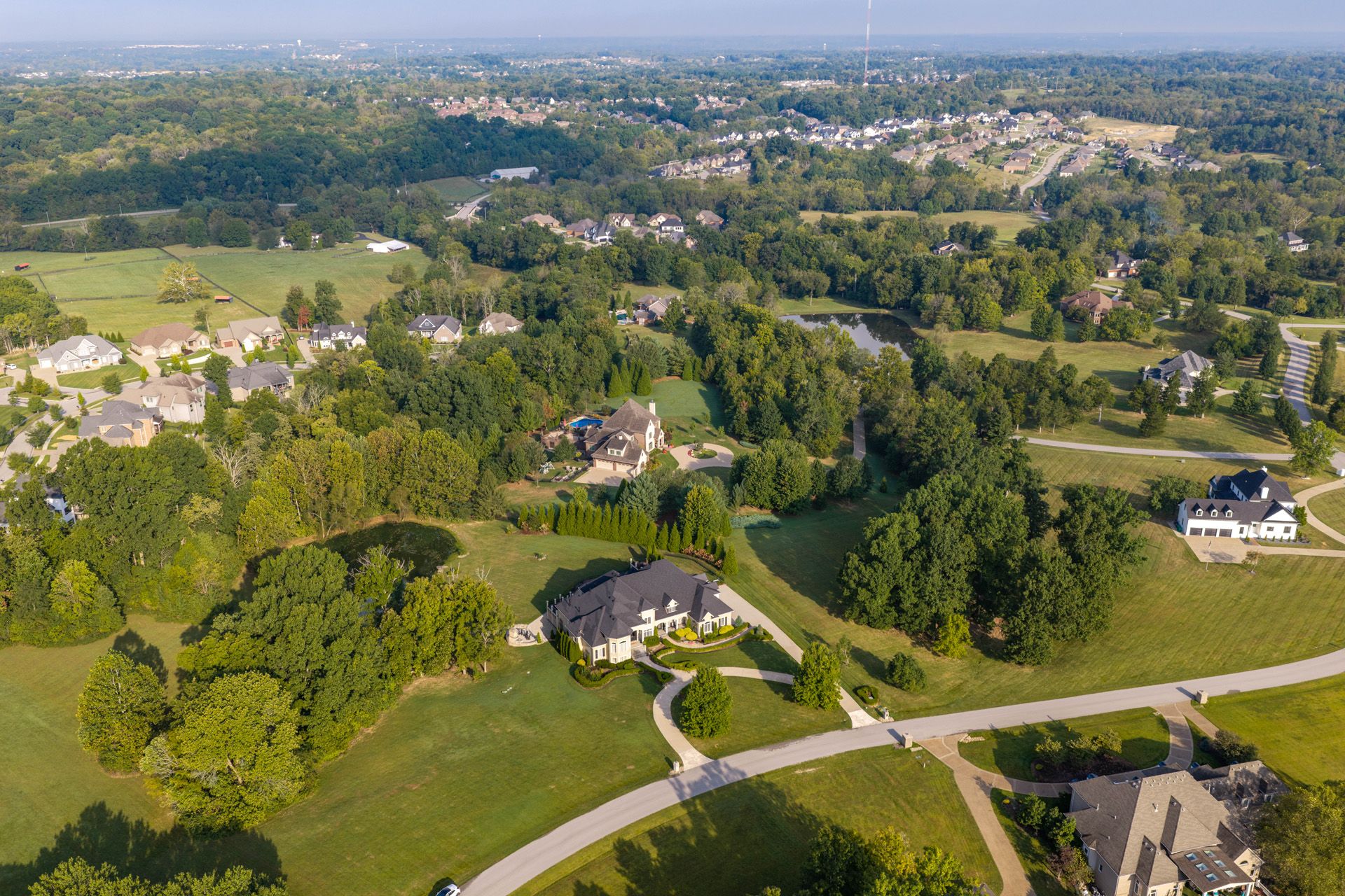  18420 Bridgemore Lane, Louisville, KY 40245 - 物件實景