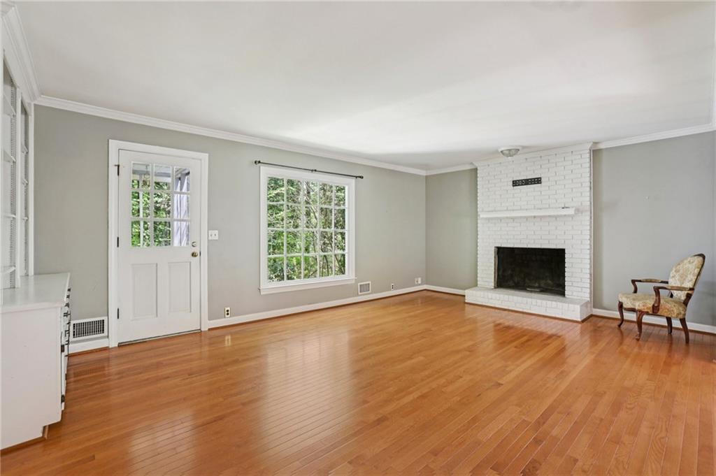 Marietta, Georgia, 30068, United States, 5 Bedrooms Bedrooms, ,4 BathroomsBathrooms,Residential,For Sale,2037798
