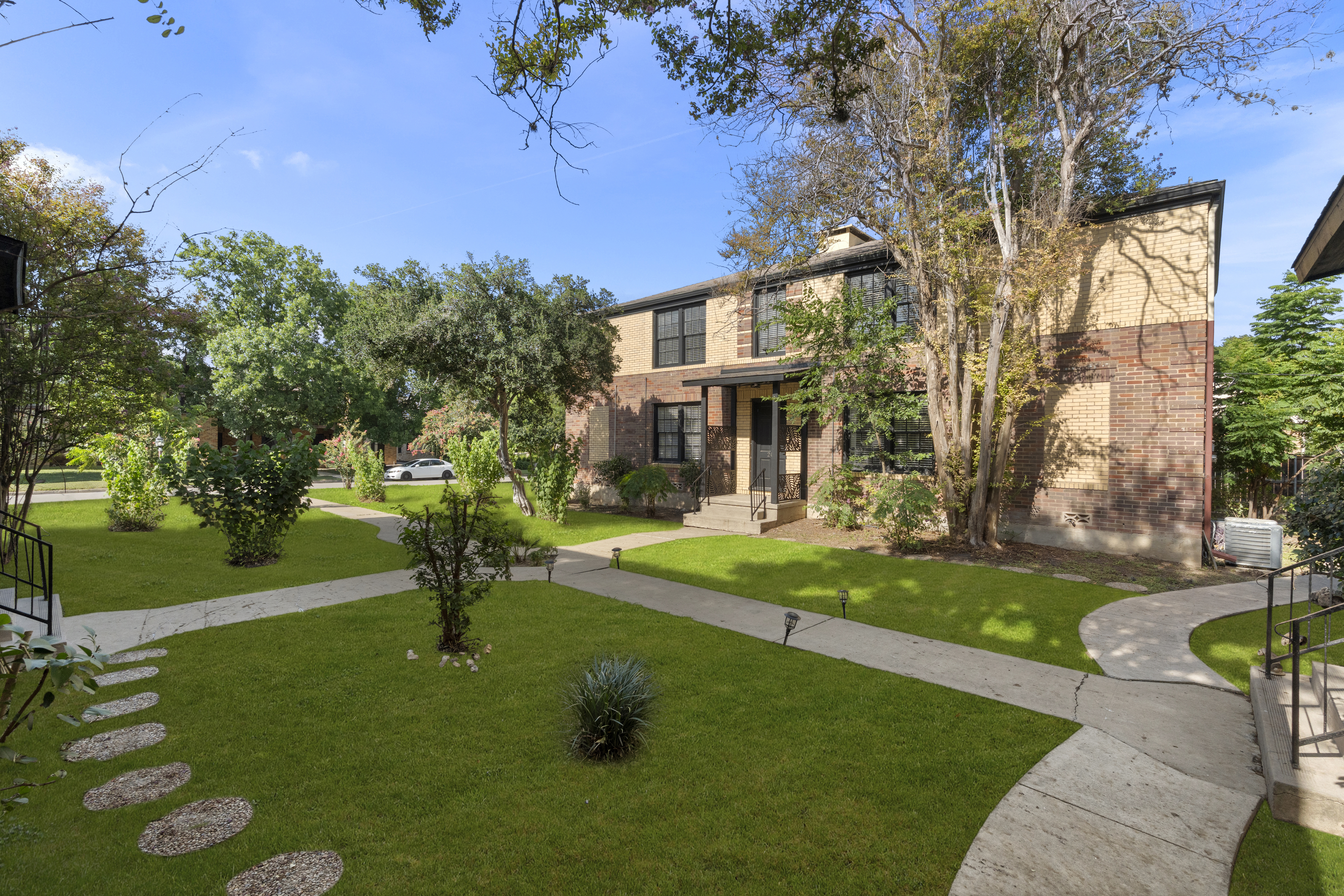  Exceptional 12-Unit Multifamily Investment Opportunity in Historic Monte Vista - 物件實景