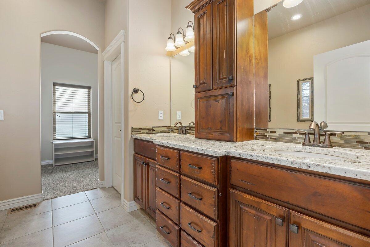 3971 N E 3610, Kimberly, Idaho, 83341, United States, 4 Bedrooms Bedrooms, ,3 BathroomsBathrooms,Residential,For Sale,3971 N E 3610,1614428
