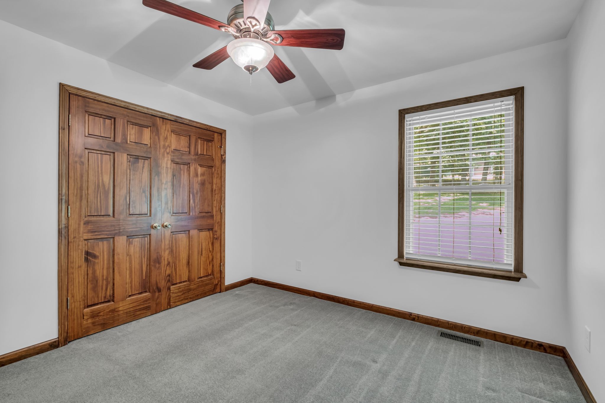 Whites Creek, Tennessee, 37189, United States, 3 Bedrooms Bedrooms, ,3 BathroomsBathrooms,Residential,For Sale,1895173